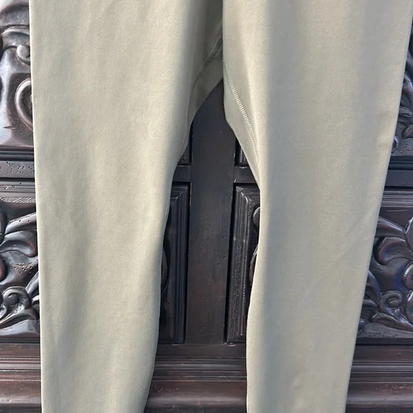 Nike dry fit leggings, green women’s - Picture 3 of 5